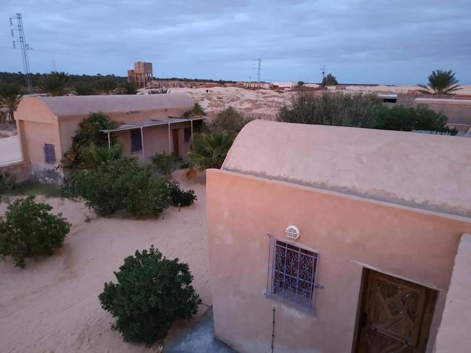 Grand Sud, La Maison De Sable Douz Luaran gambar